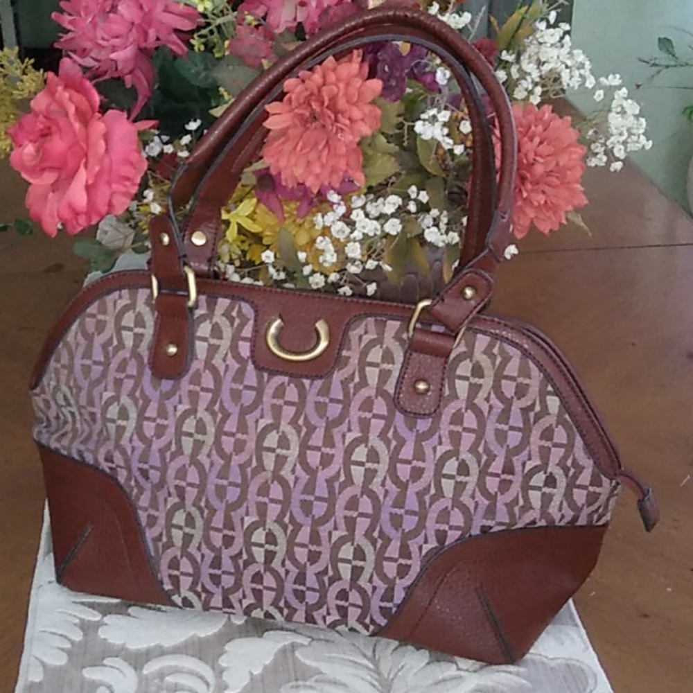Atienee Aigner  AUTH satchel - Picture 3 of 14